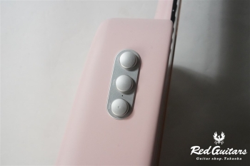 ME2 - Pink
